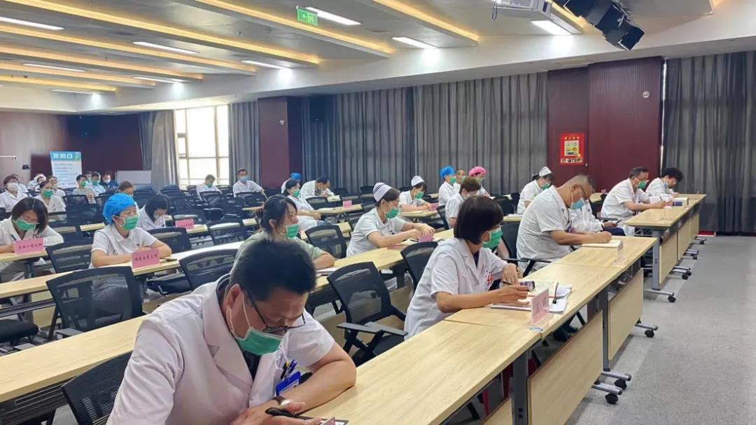 圖4-3專題講座學習現(xiàn)場